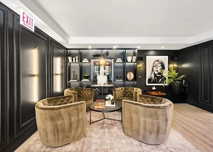 Boulevard Walk Everywhere 5 Mins To Magnificent Mile River North 05 Chicago