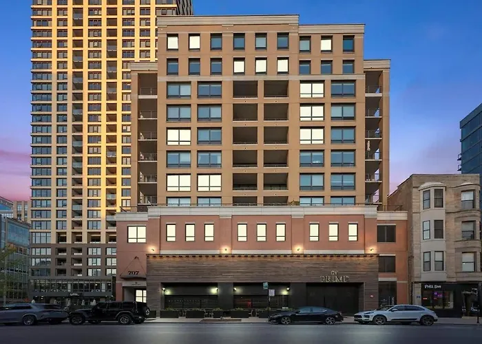 Boulevard Walk Everywhere 5 Mins To Magnificent Mile River North 05