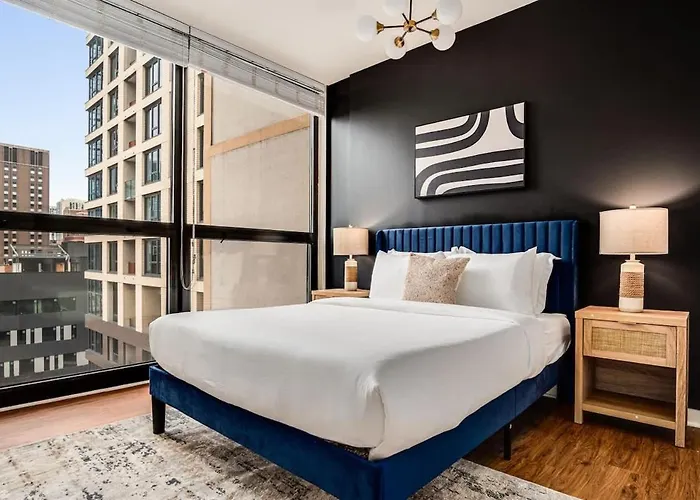 Boulevard Walk Everywhere 5 Mins To Magnificent Mile River North 05